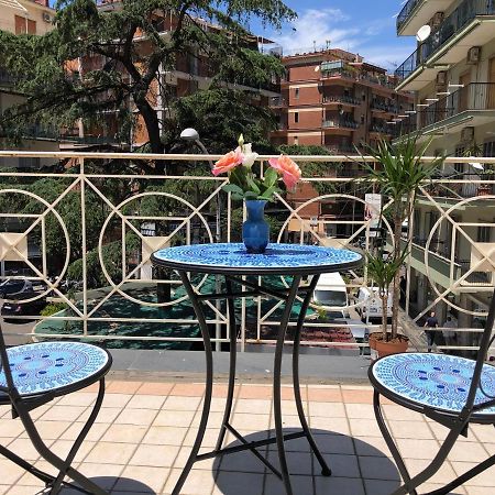 קסטלמרה די סטביה Stabia Holiday House מראה חיצוני תמונה