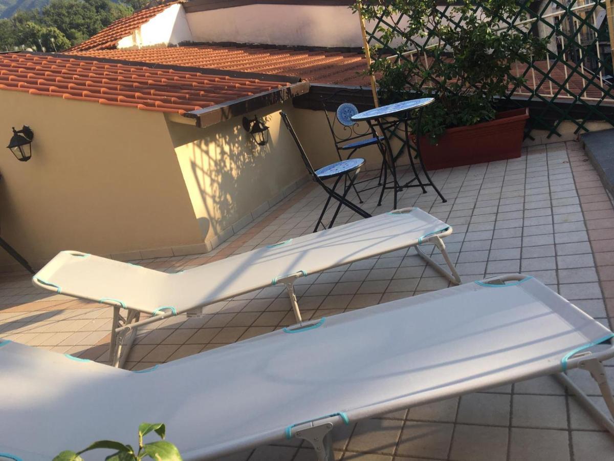 קסטלמרה די סטביה Stabia Holiday House מראה חיצוני תמונה